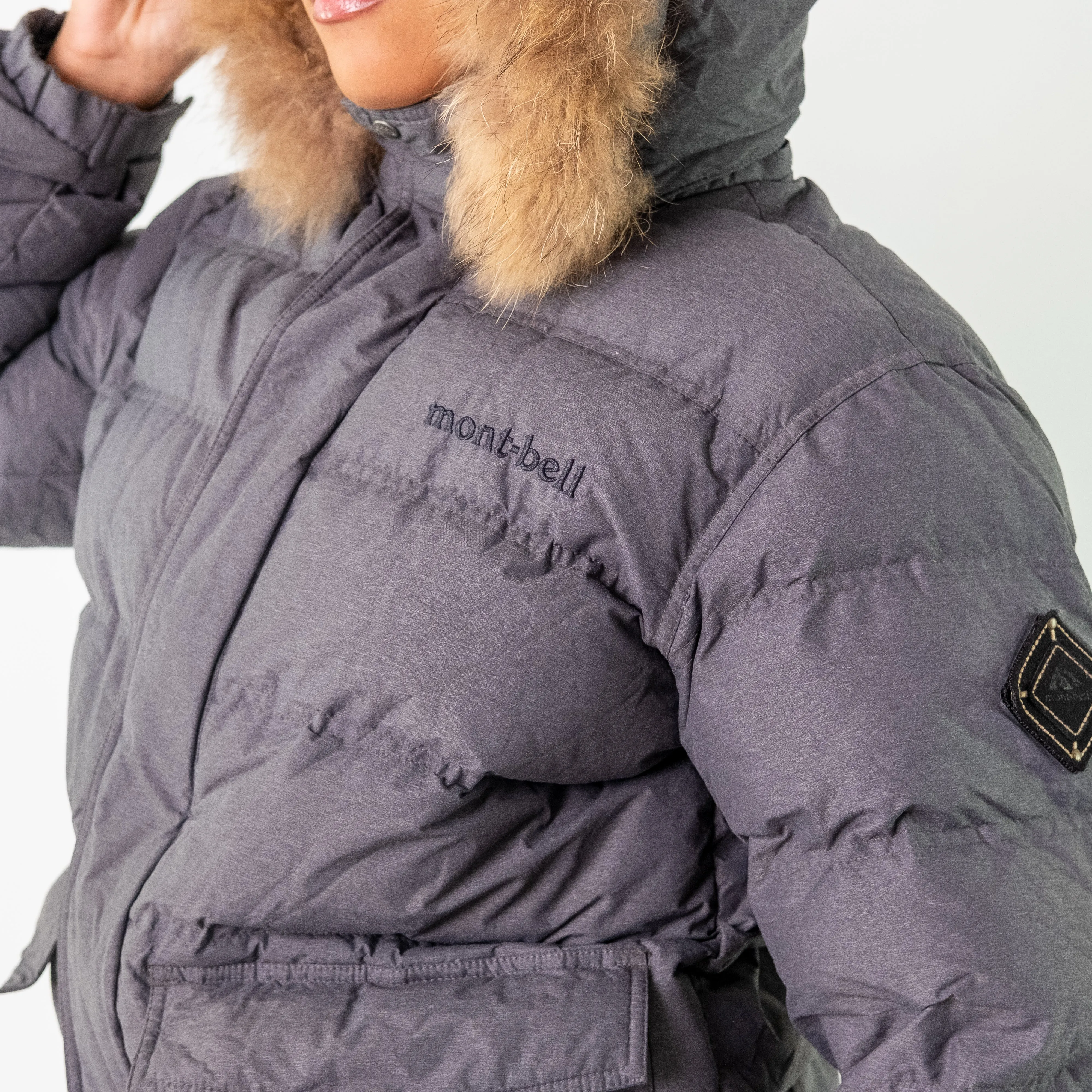 Charcoal Grey y2ks Montbell Puffer (L)