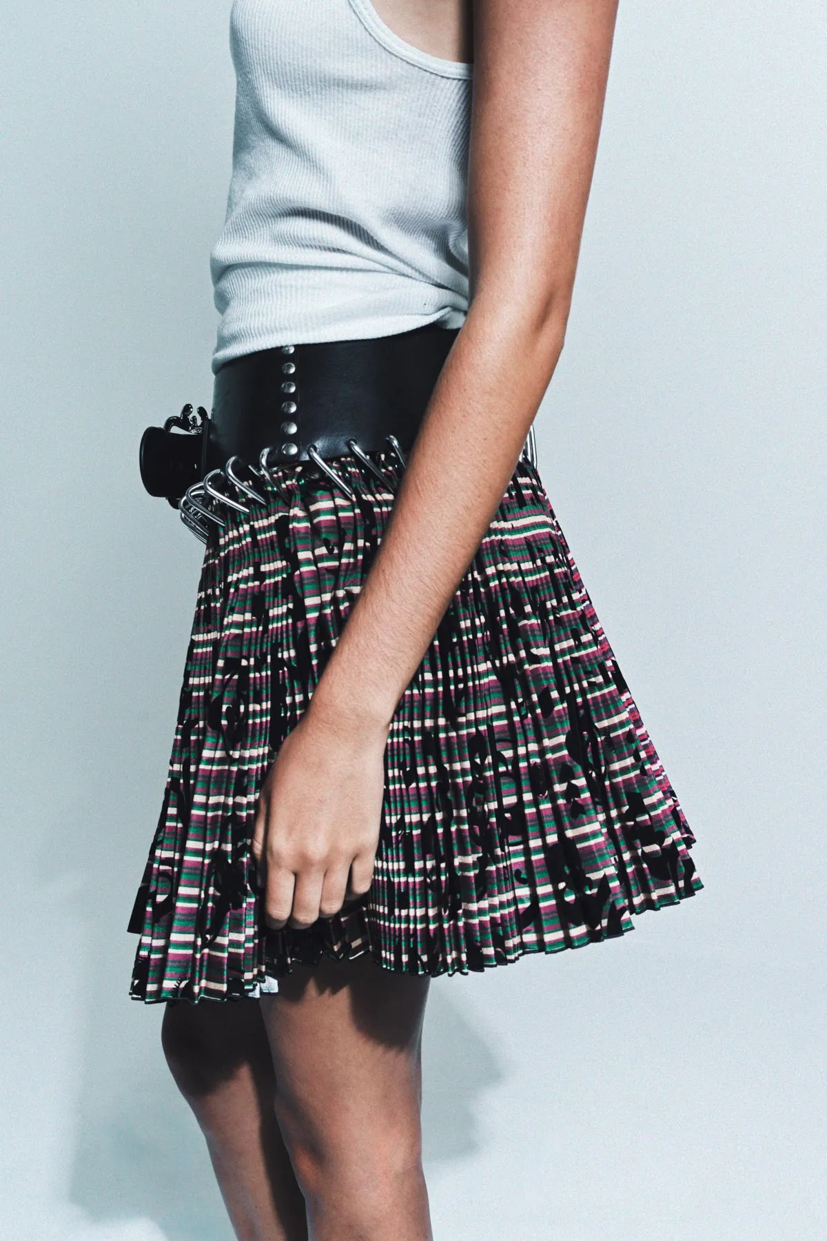 CHOPOVA LOWENA | ROBERTA MINI CARABINER SKIRT