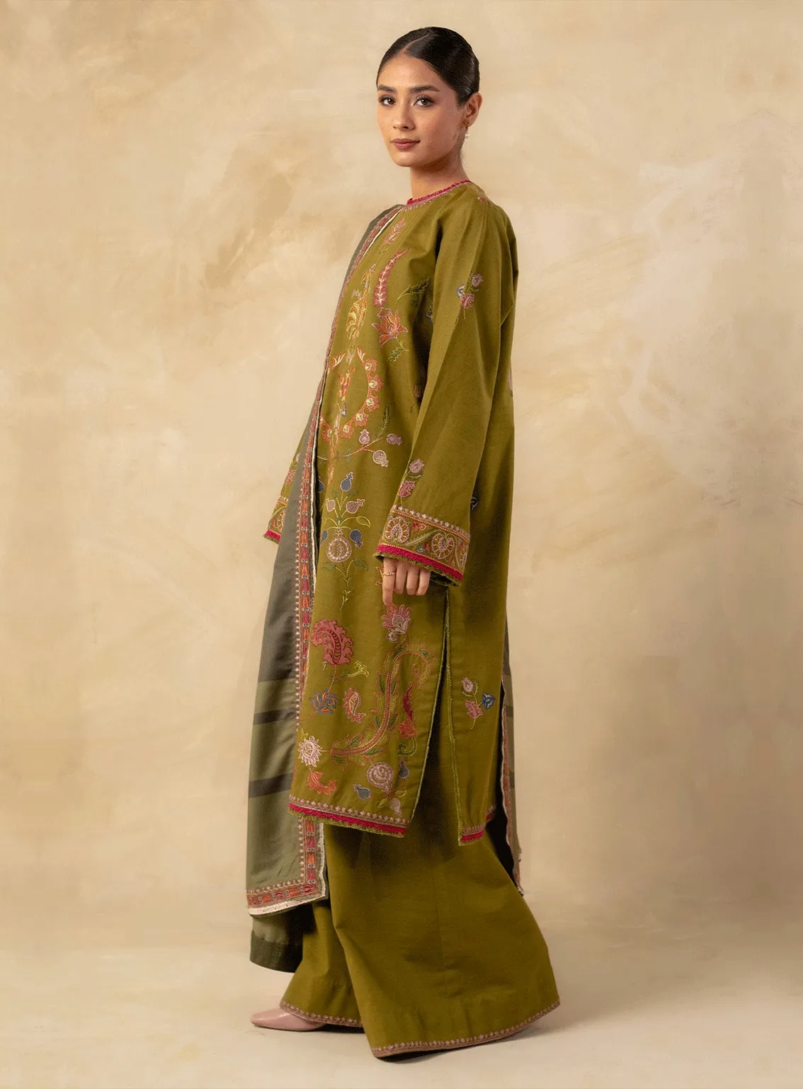 Coco By Zara Shahjahan Embroidered Khaddar Unstitched 3 Piece Suit - 6B