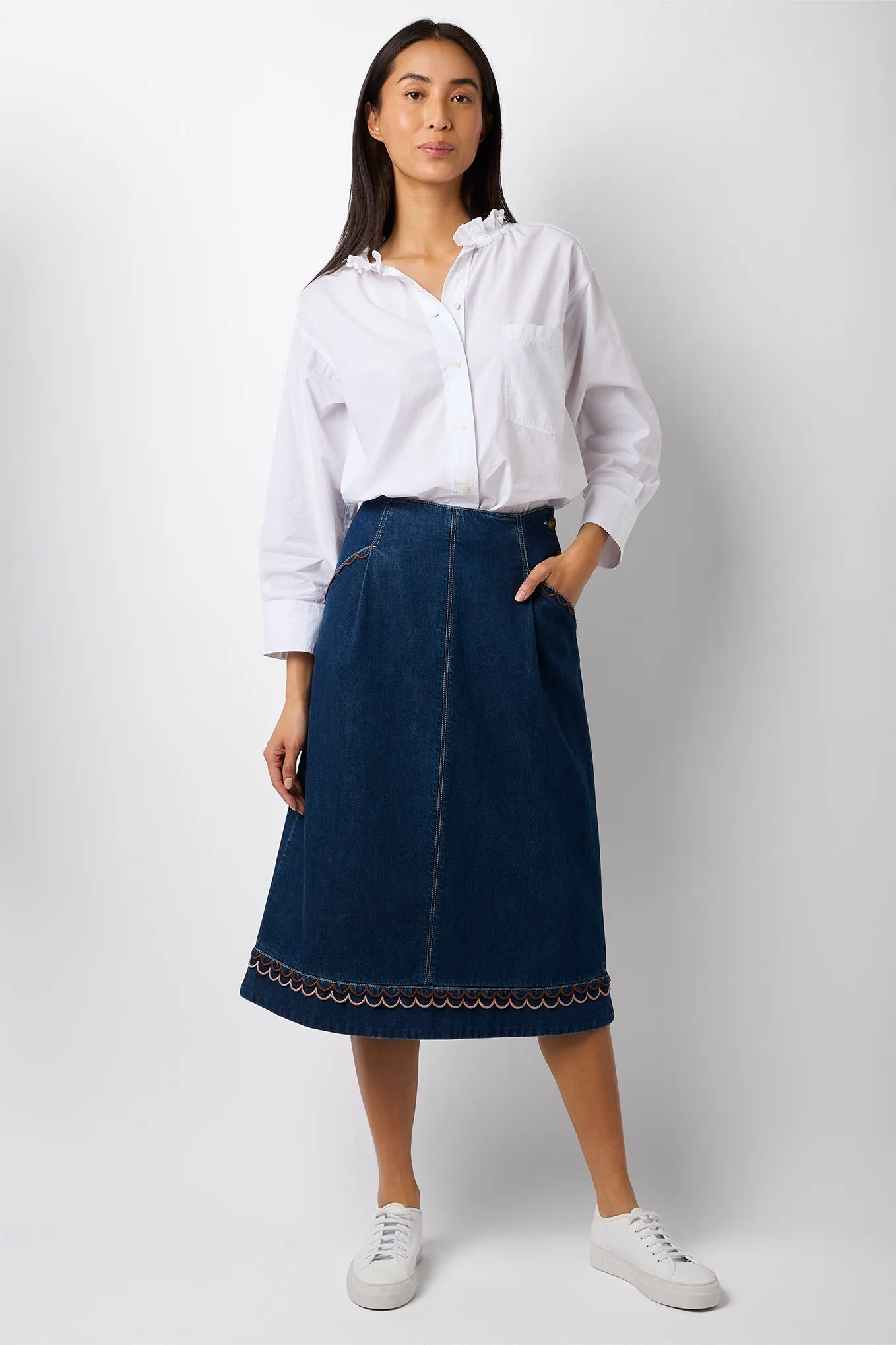 Lucie Embroidered Skirt - Dark Wash