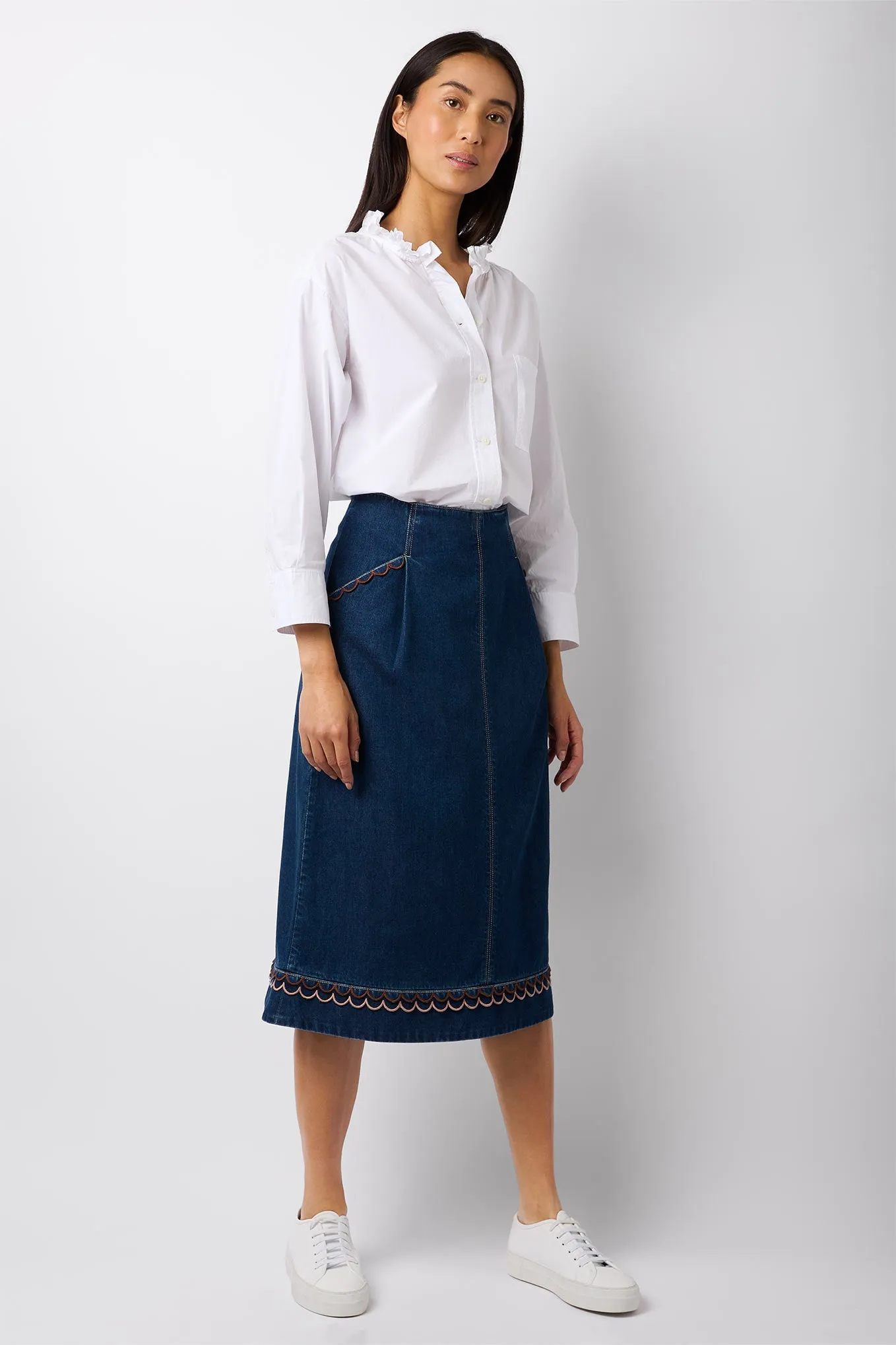 Lucie Embroidered Skirt - Dark Wash