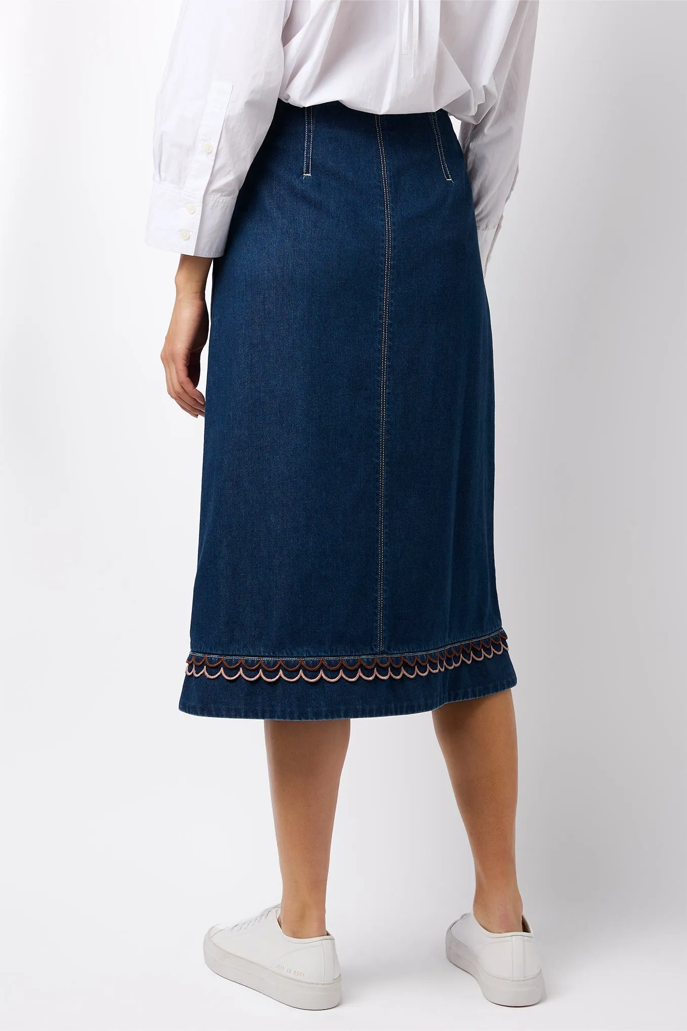 Lucie Embroidered Skirt - Dark Wash