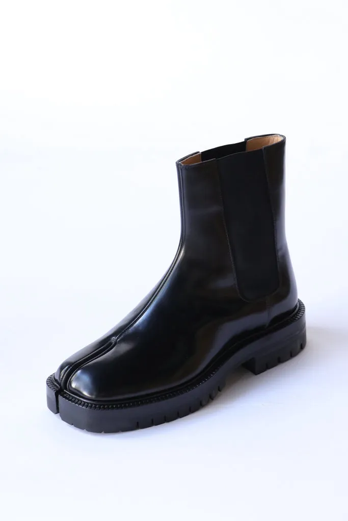 Maison Margiela Tabi Chelsea Boot in Black