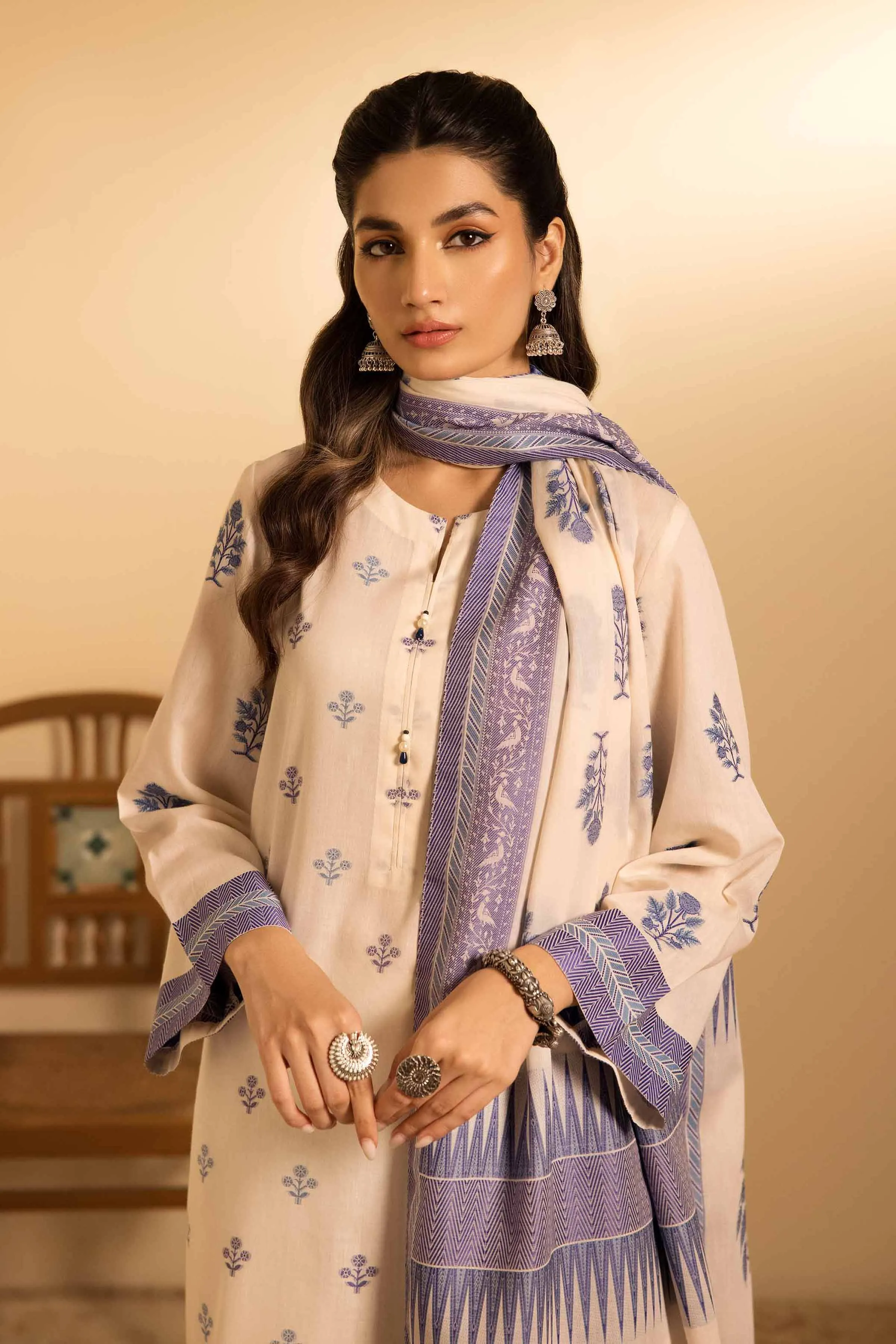 Nishat Spring it on Embroidered Jacquard Unstitched 2Pc Suit - 42401009