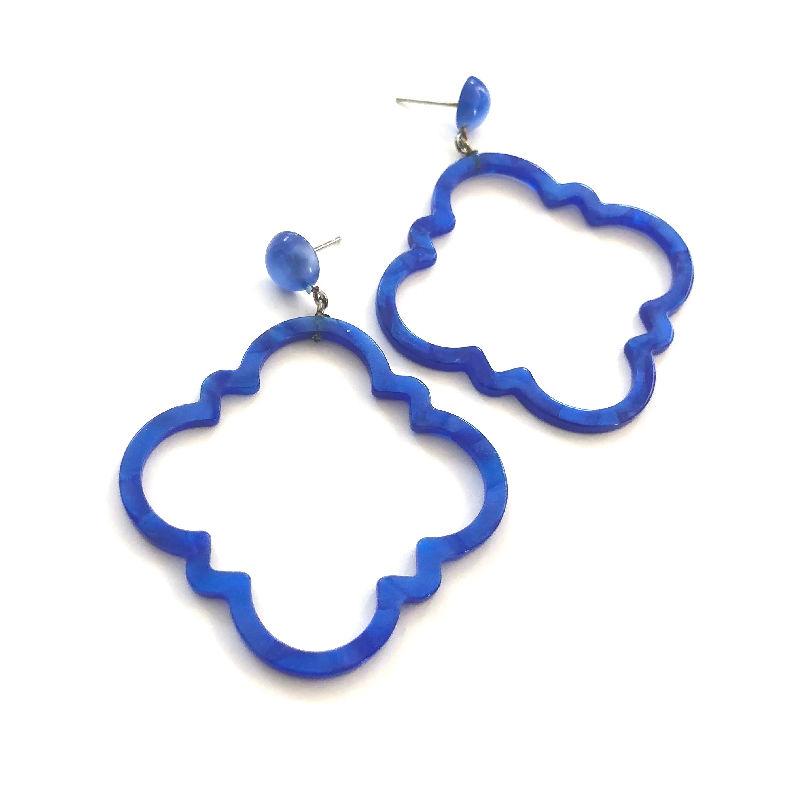 Sapphire Blue Marbled Quatrefoil Earrings