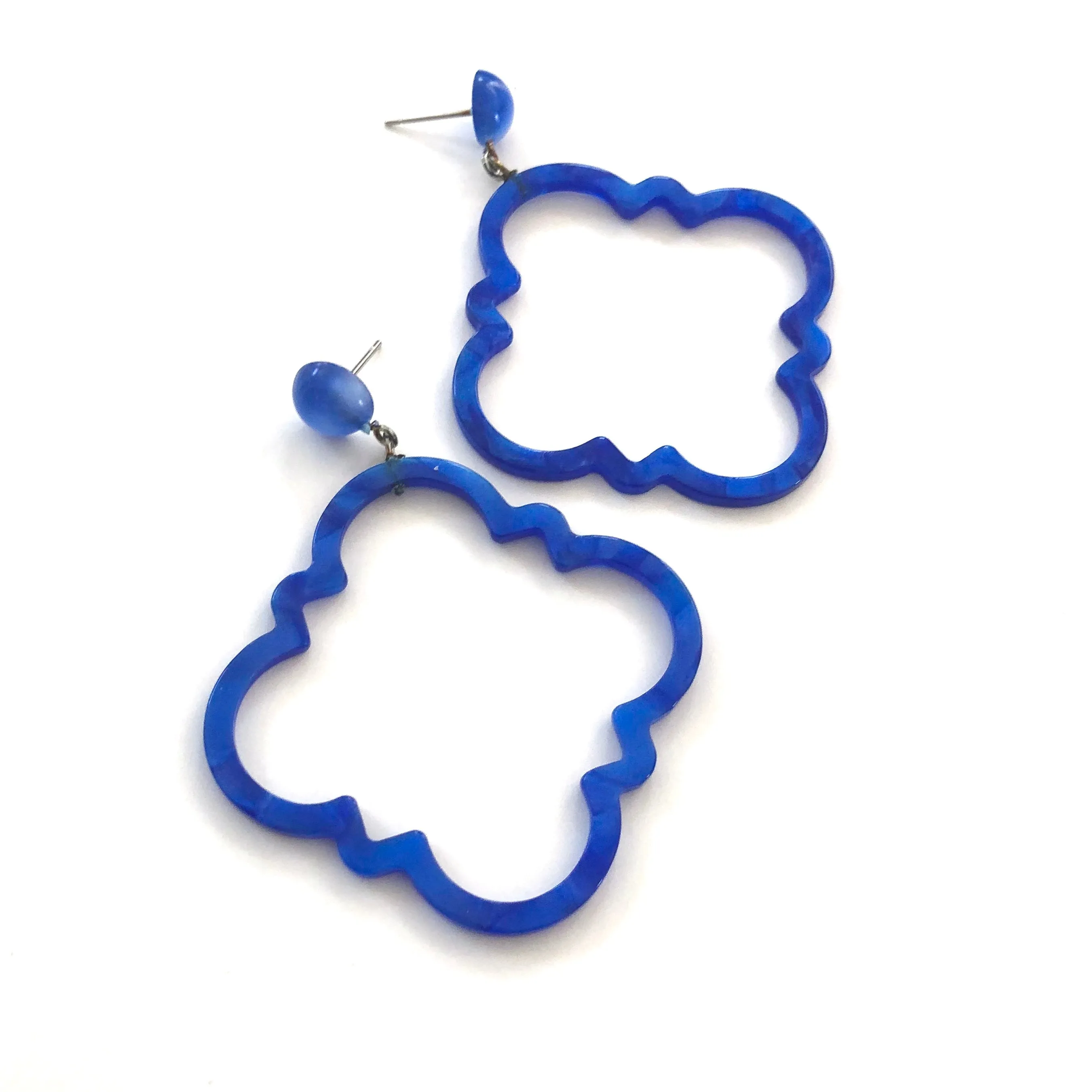 Sapphire Blue Marbled Quatrefoil Earrings