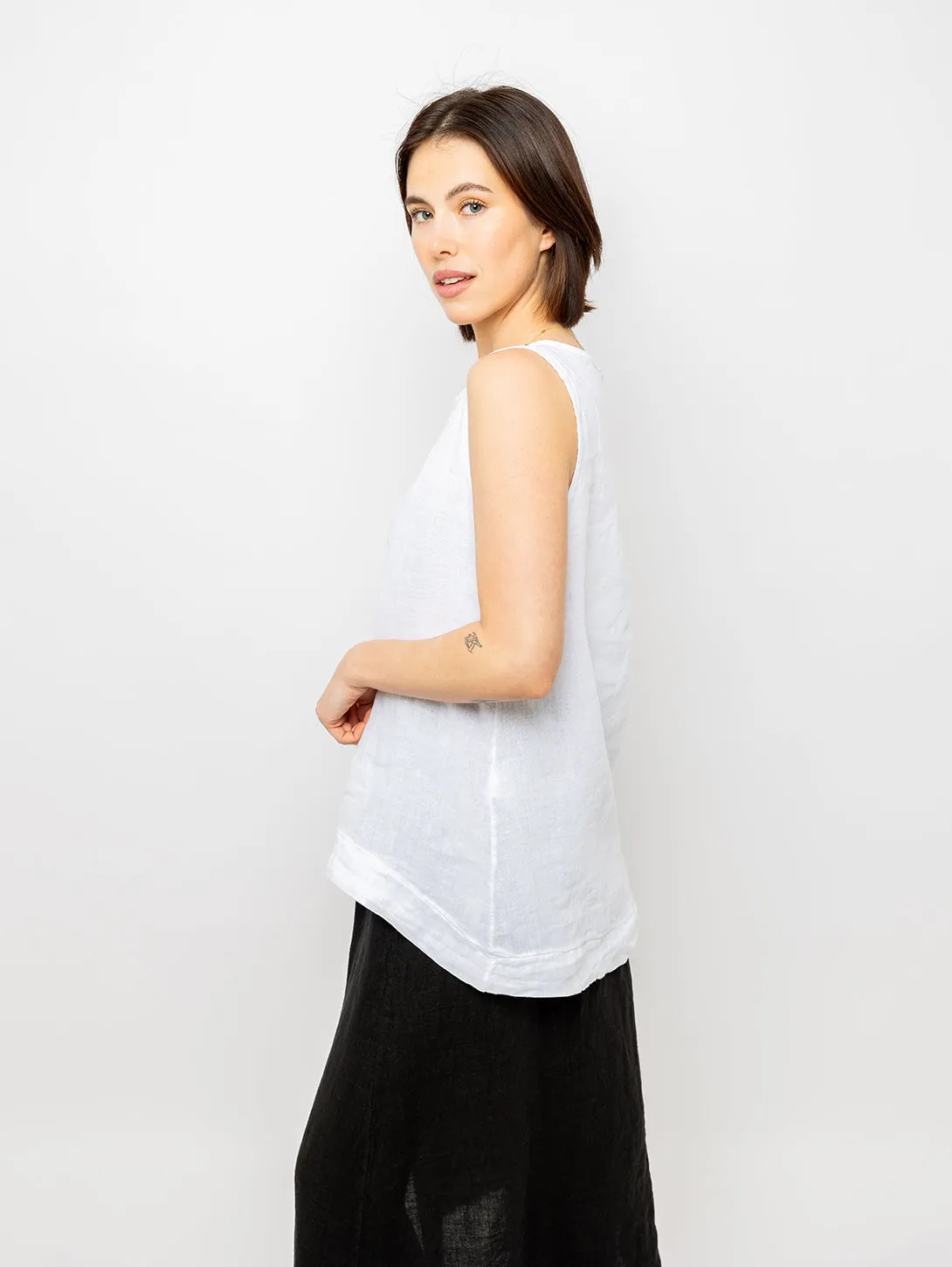 Sleeveless Linen Top - White