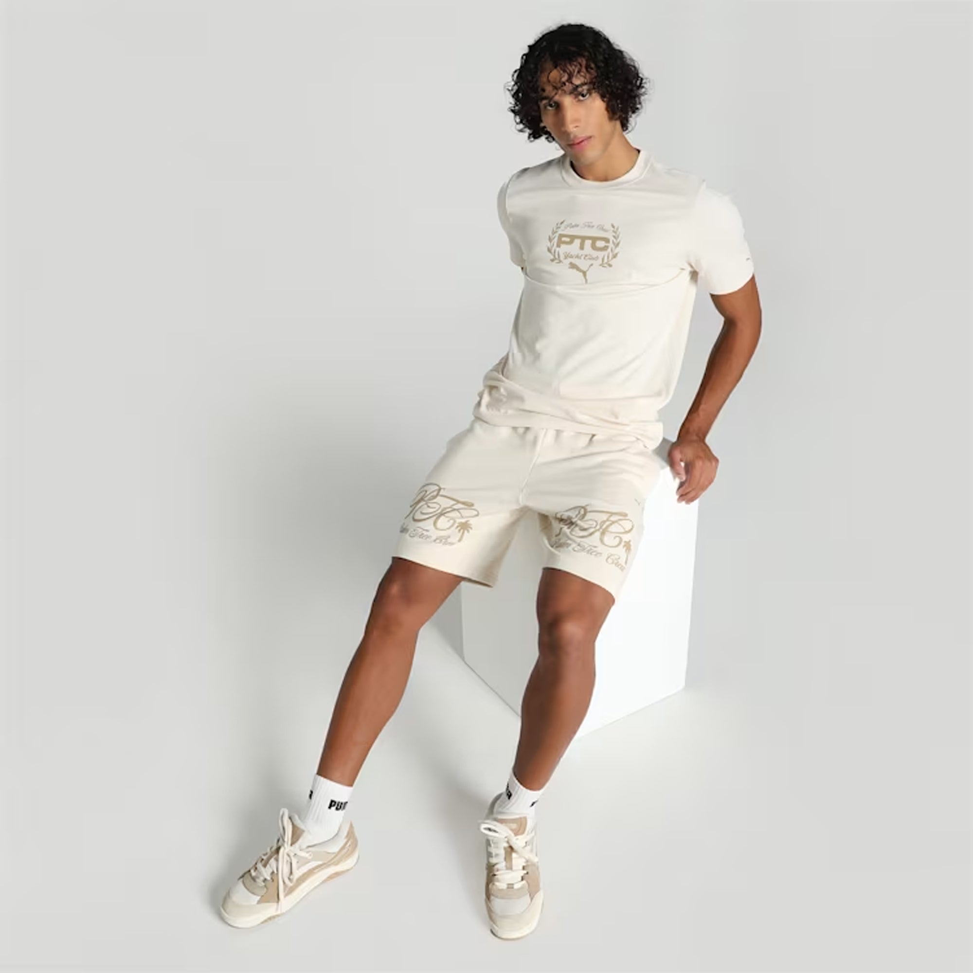 X PALM TREE CREW RELAXED FIT SHORTS 'ALPINE SNOW'