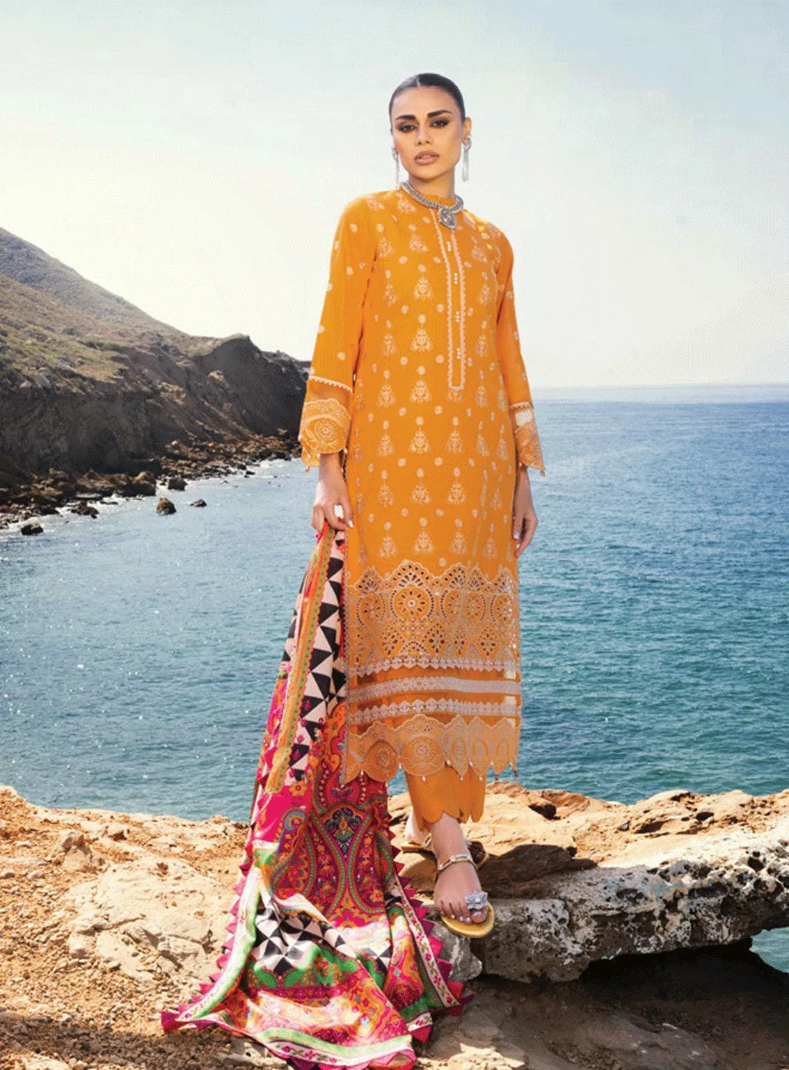 Zainab Chottani Embroidered Lawn Unstitched 3 Piece Suit - ZC23CL 3A GUNJAL