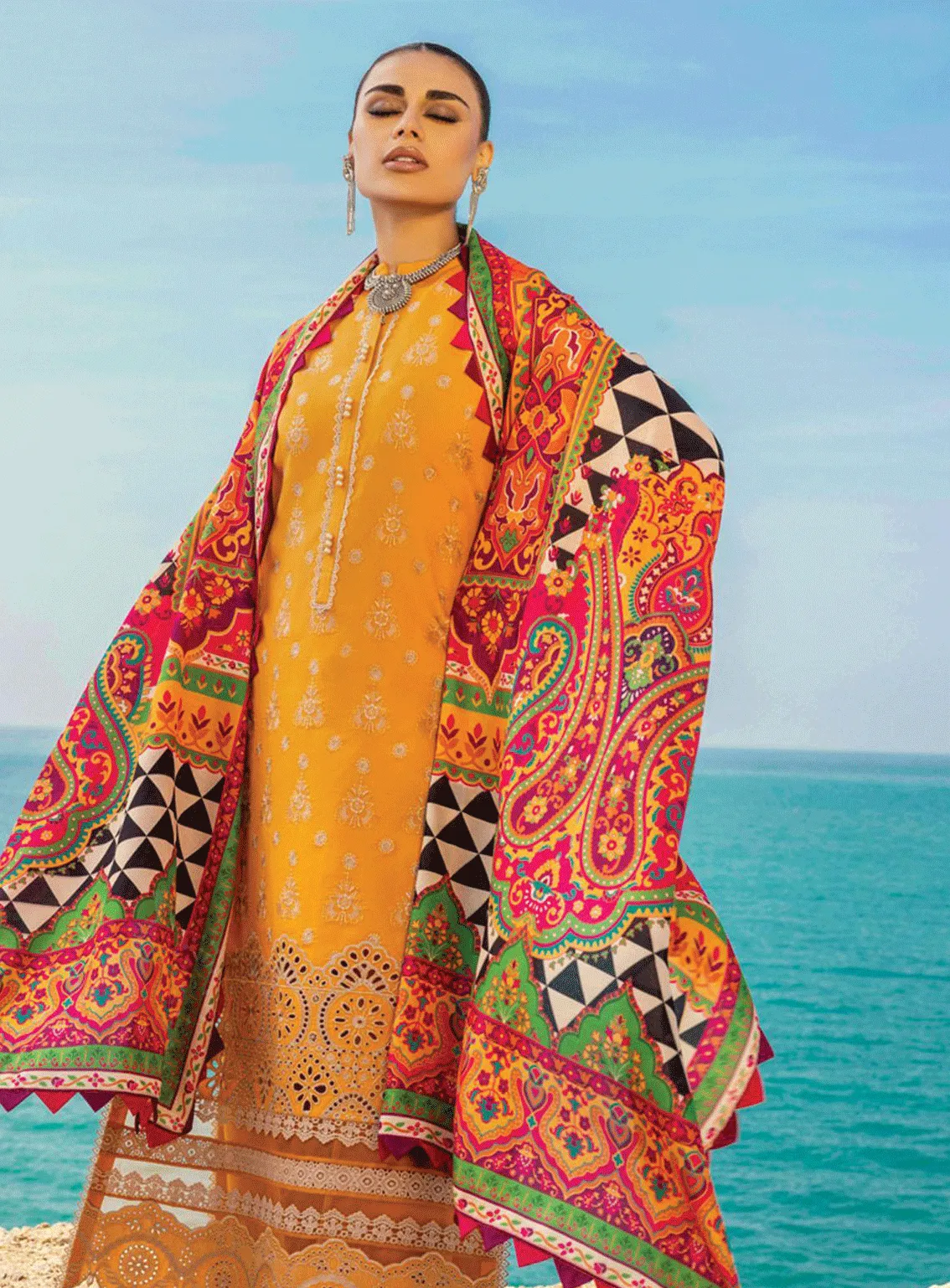 Zainab Chottani Embroidered Lawn Unstitched 3 Piece Suit - ZC23CL 3A GUNJAL